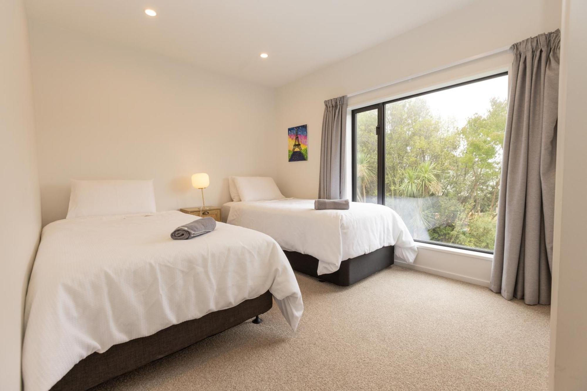 Addington Soho Two Bedroom Townhouse クライストチャーチ エクステリア 写真