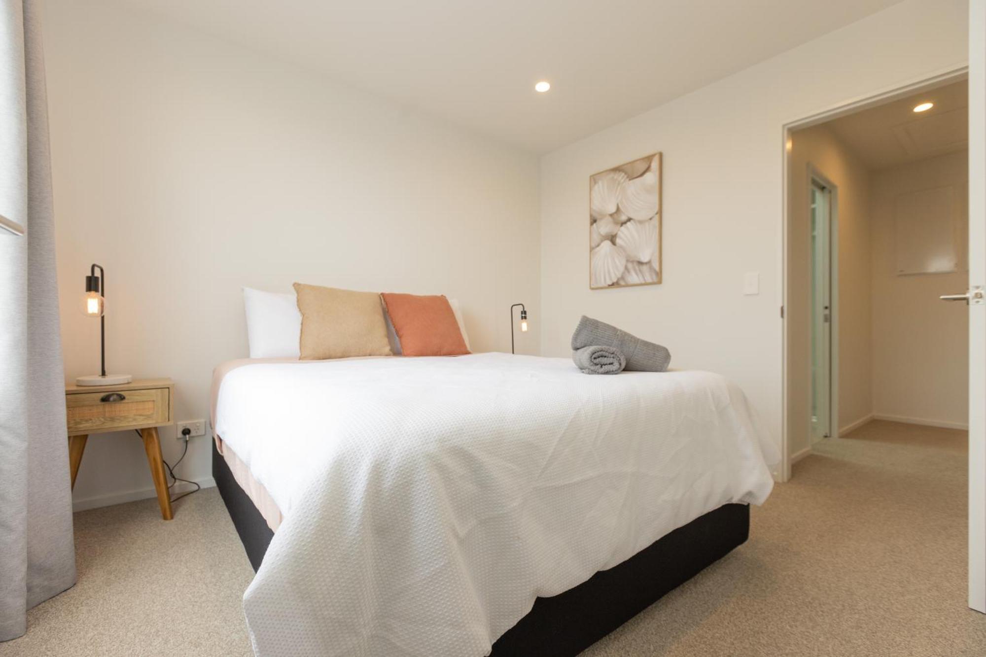 Addington Soho Two Bedroom Townhouse クライストチャーチ エクステリア 写真