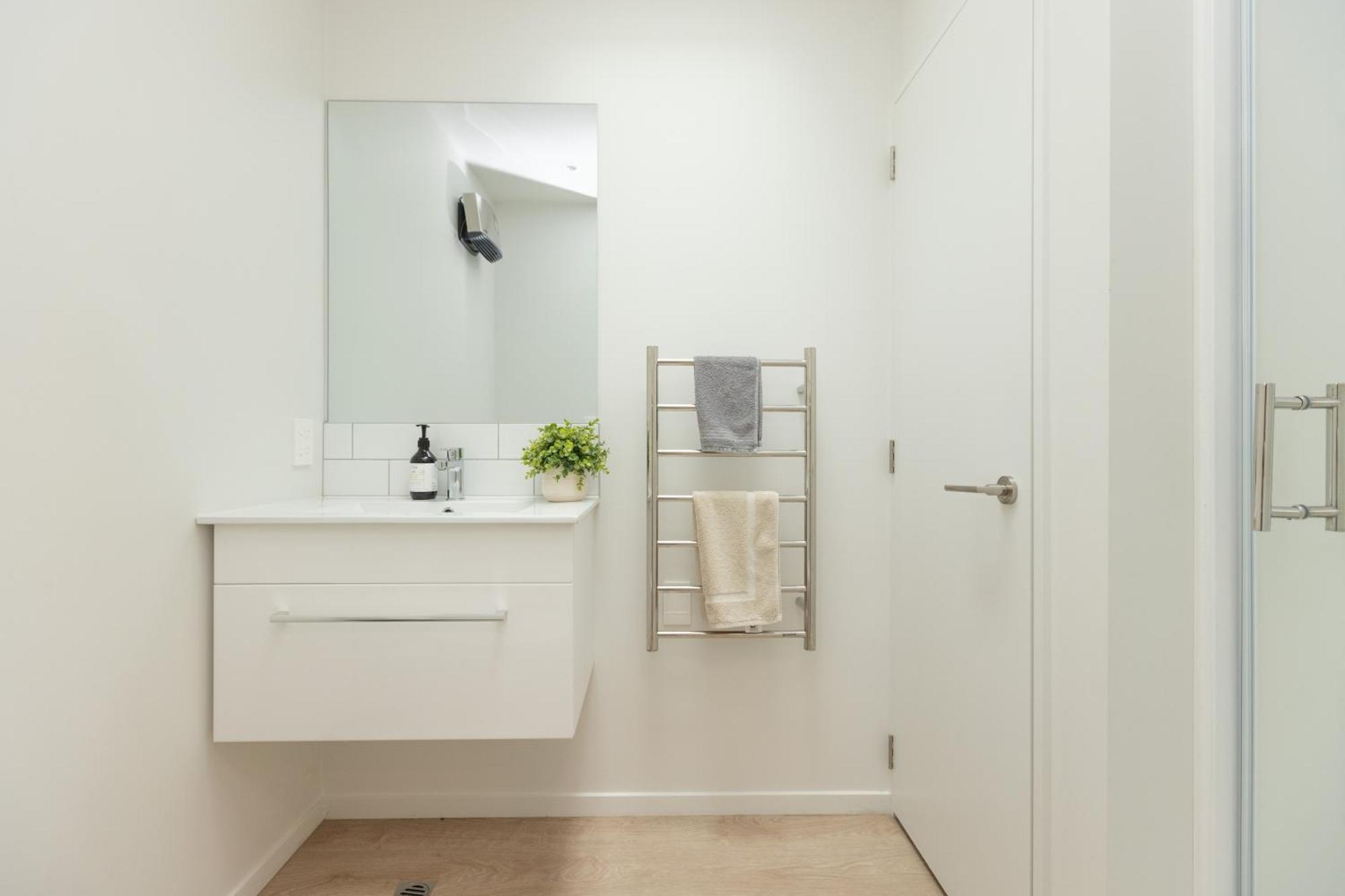Addington Soho Two Bedroom Townhouse クライストチャーチ エクステリア 写真